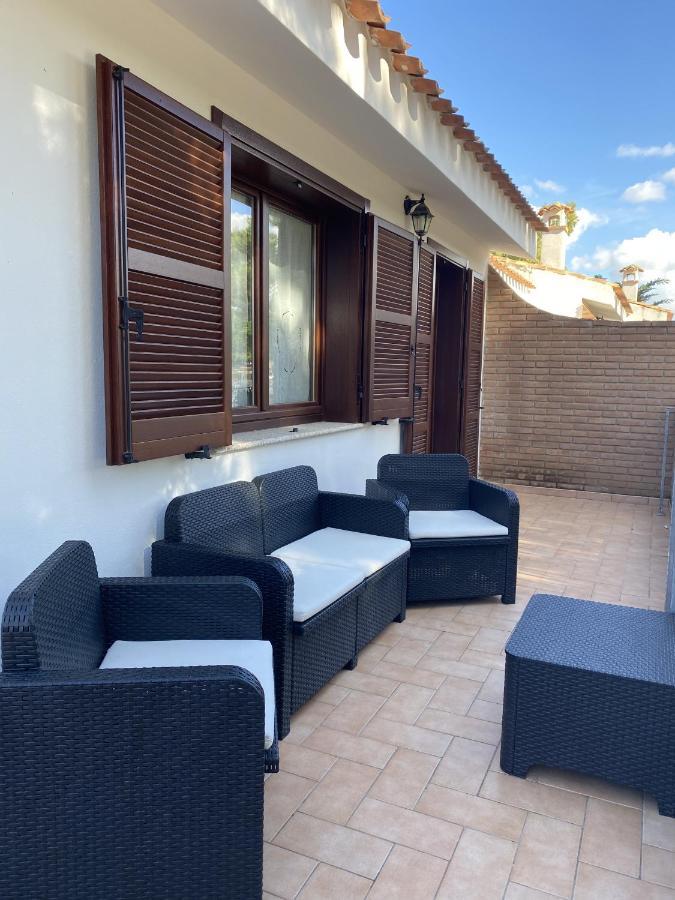 Casita Porto Pino Villa Exterior photo